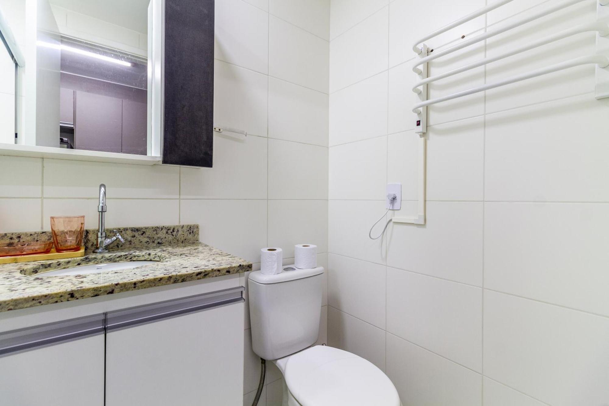 V2002 - Seu Lar Aconchegante No Coracao Da Mariana, Proximo A Hospitais, Shopping E Metro Apartamento São Paulo